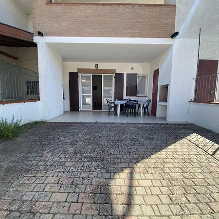 Moderne Mit Terrasse- Grill- Privatgarten By Interhome Ferienhaus Lido delle Nazioni