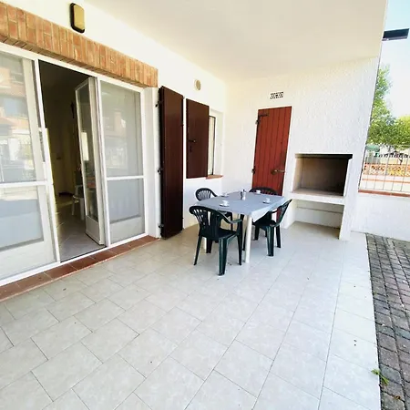 Moderne Mit Terrasse- Grill- Privatgarten By Interhome * Lido delle Nazioni