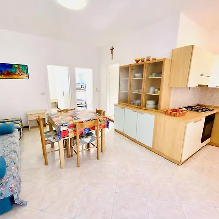 Ferienhaus Moderne Mit Terrasse- Grill- Privatgarten By Interhome *